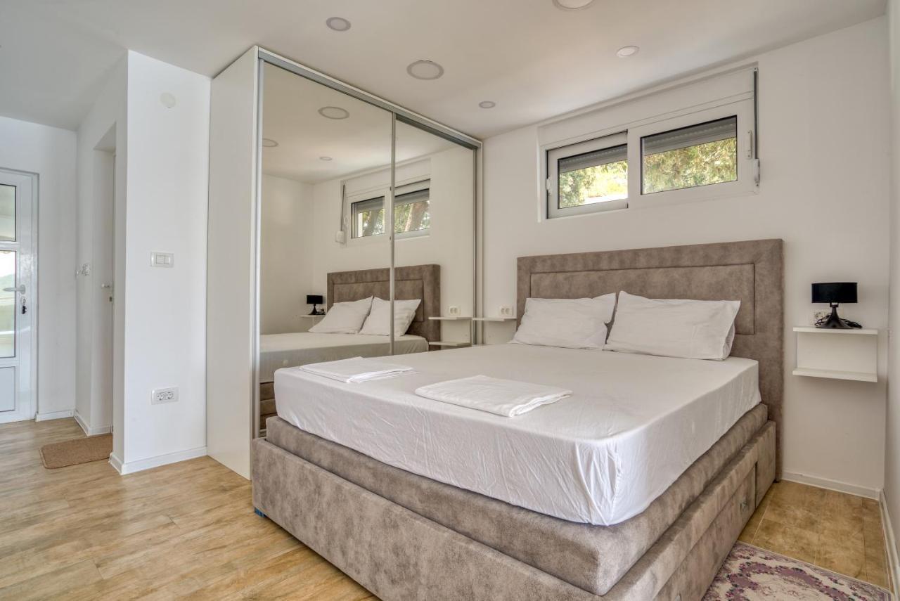 Dolcinium Kruce Apartment Ulcinj Bagian luar foto